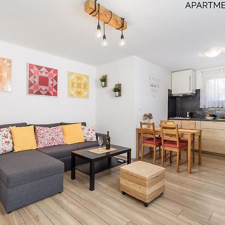 Apartments Alyss Lovran Εξωτερικό φωτογραφία