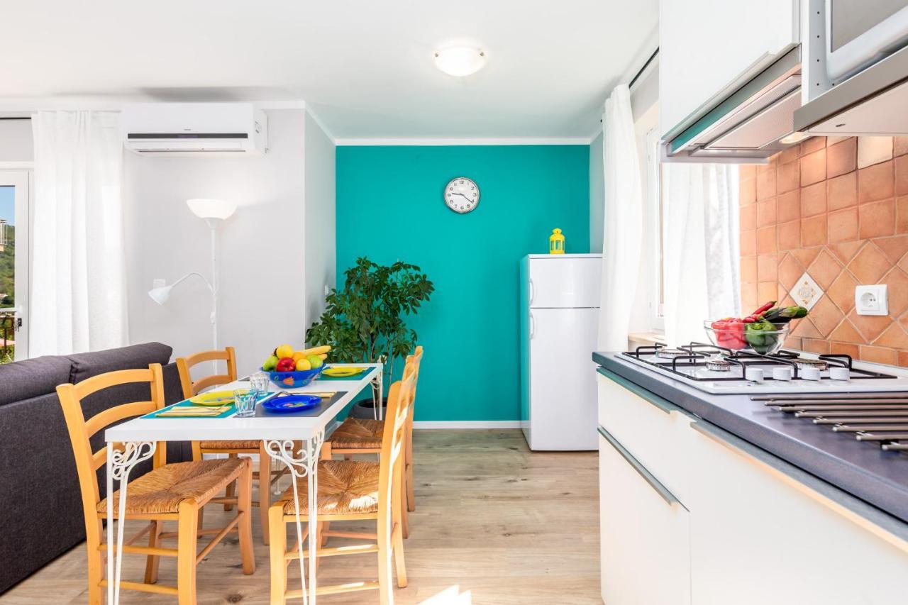Apartments Alyss Lovran Εξωτερικό φωτογραφία